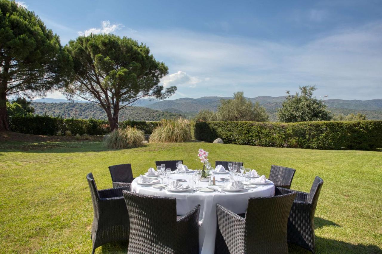 Best Western Le Vauban Прад Экстерьер фото