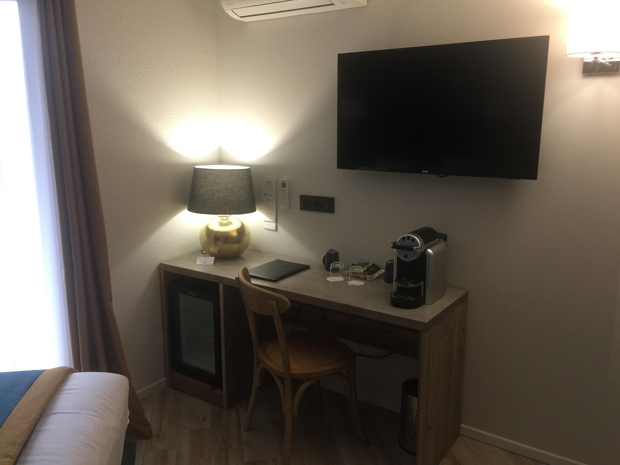 Best Western Le Vauban Прад Экстерьер фото