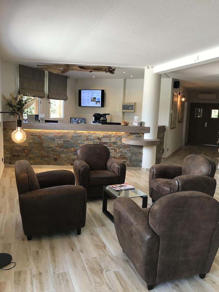 Best Western Le Vauban Прад Экстерьер фото