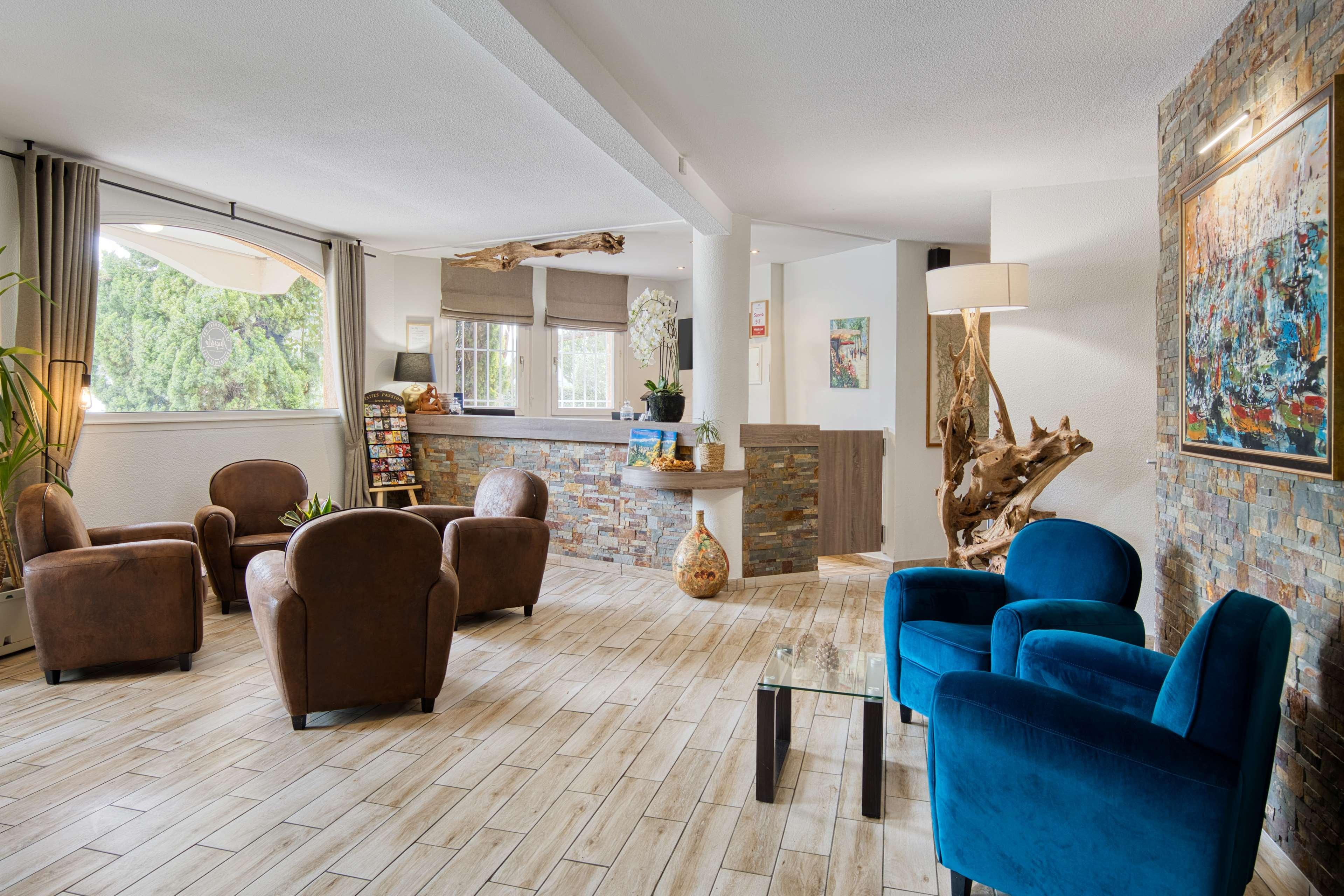 Best Western Le Vauban Прад Экстерьер фото