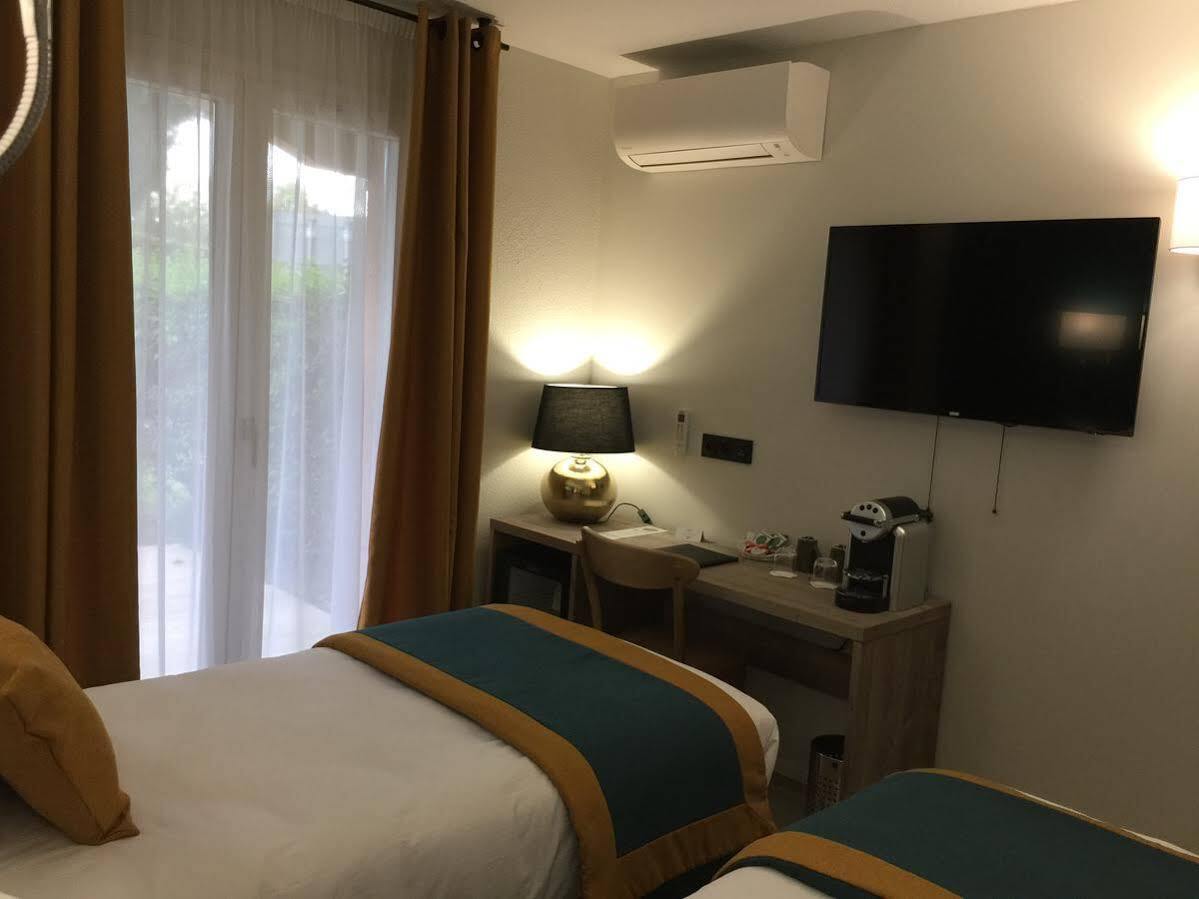 Best Western Le Vauban Прад Экстерьер фото